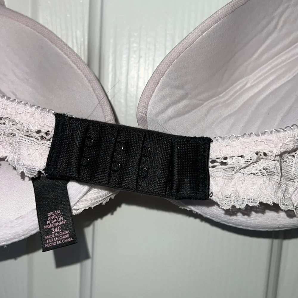 Victoria Secret Dream Angels Push-Up Bra - Picture 3 of 3